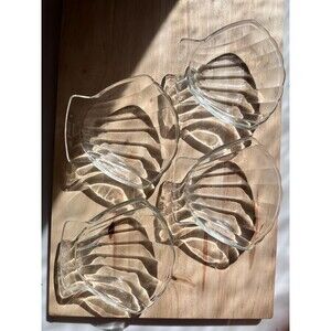 4 Vintage French PYREX 435 Glass Scallop Shell Dishes, Coquille St Jacque Dish